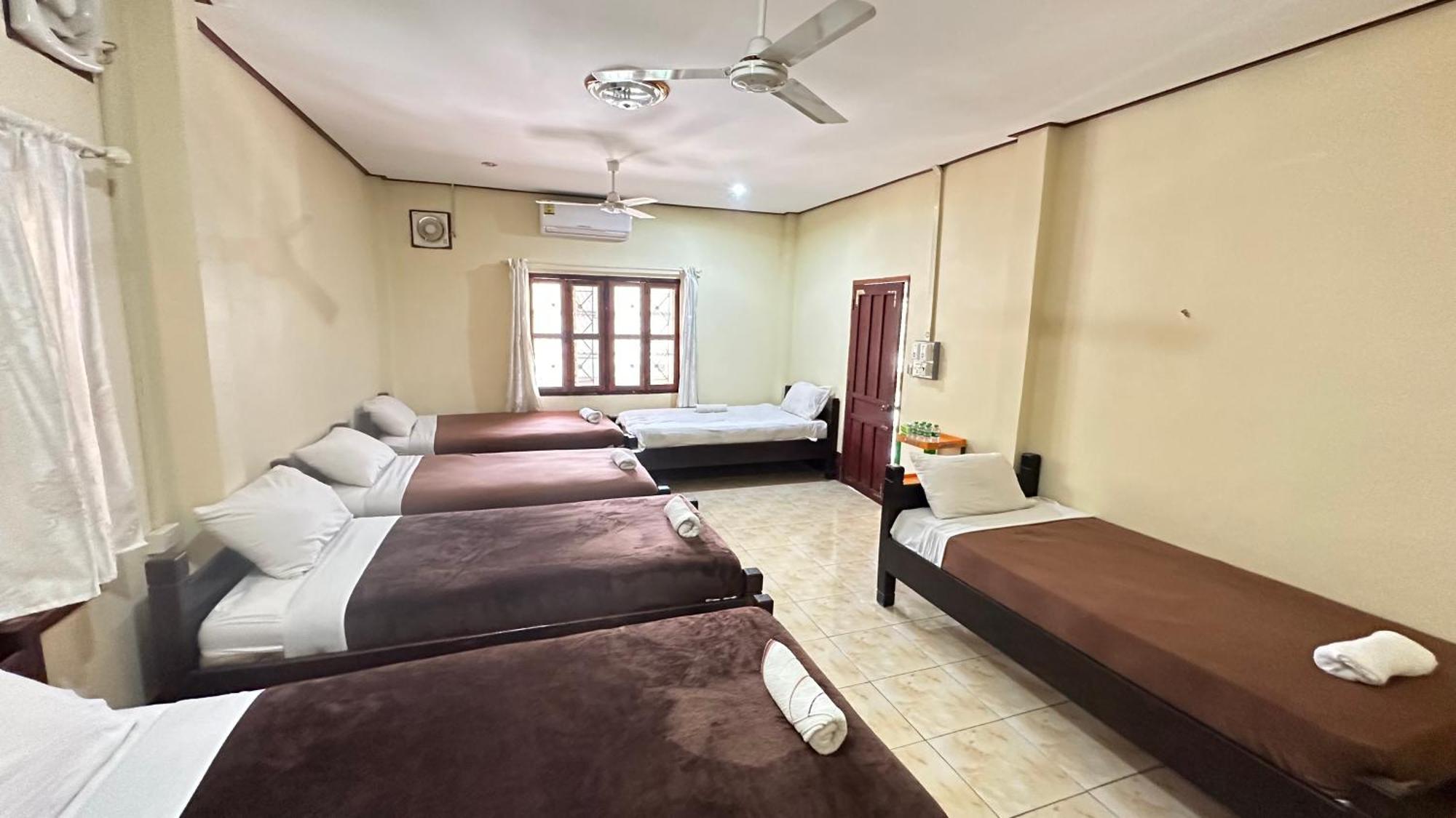 Pakbeng Guesthouse Luaran gambar